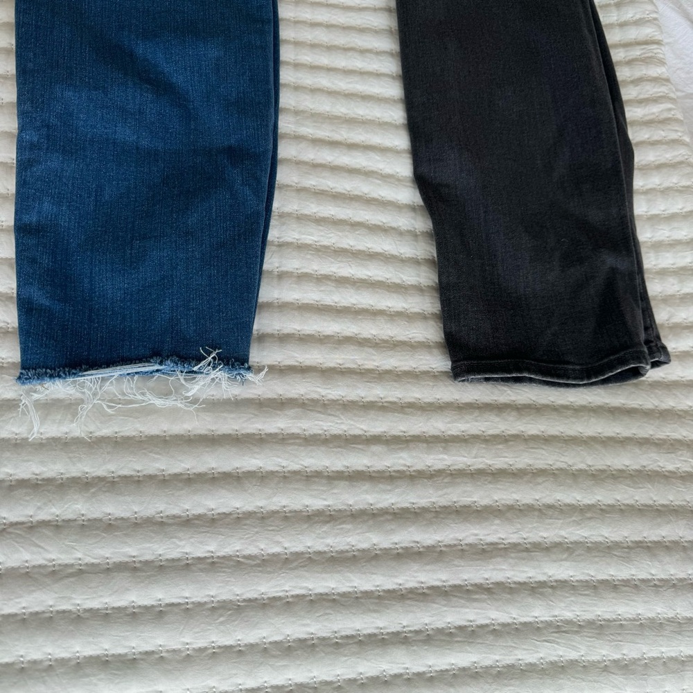 Universal Thread Jean Bundle - Picture 4 of 10